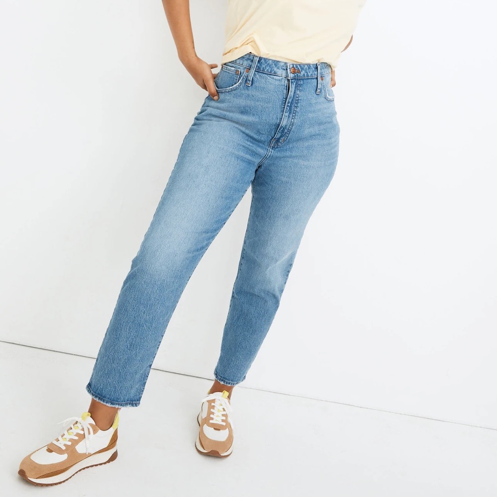 Madewell Classic‎ Straight Jean Nearwood Wash Size 25 Minimalist Clean Girl